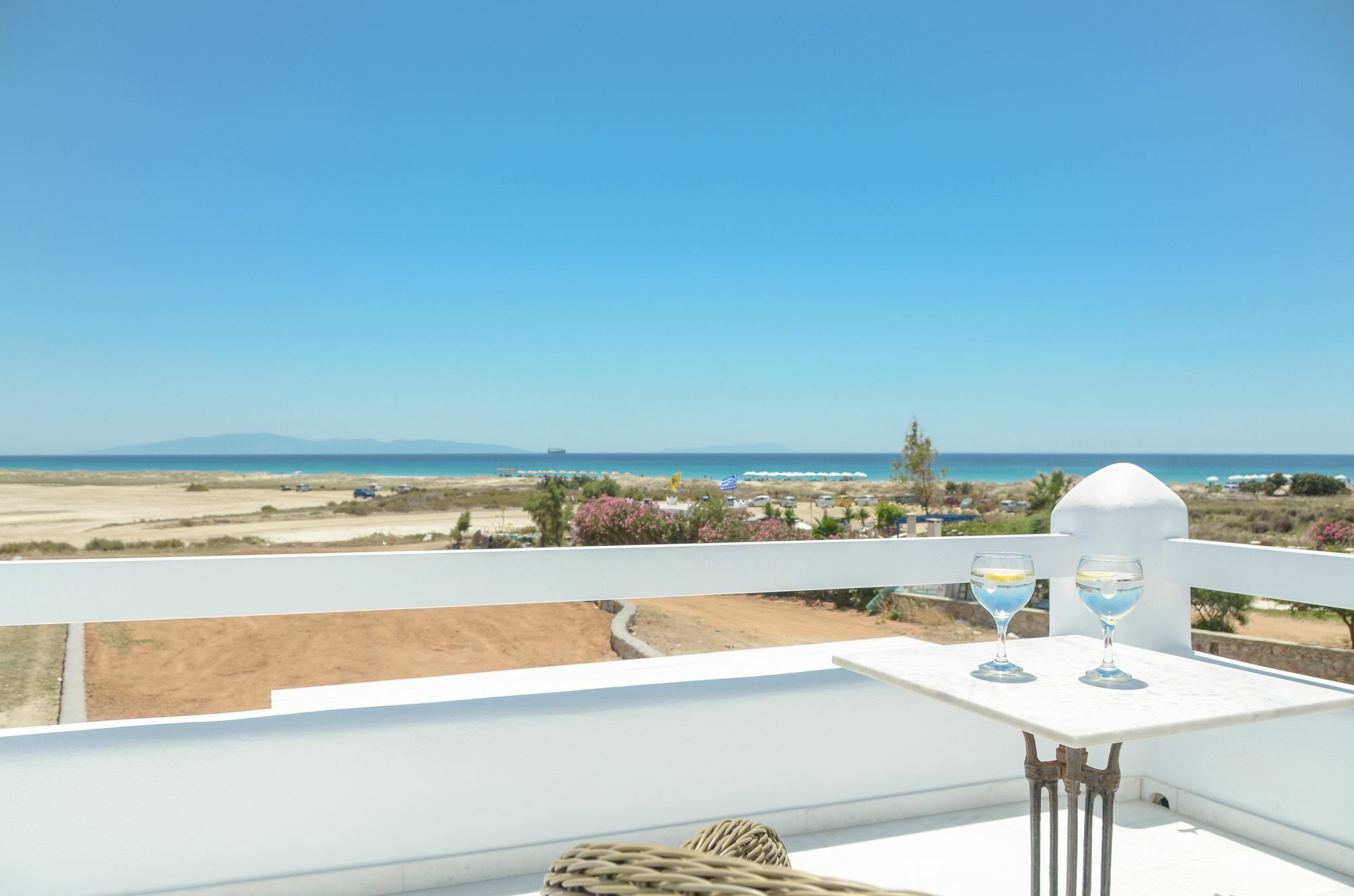 Depis Sea Side Private Villas Mikri Vigla Exterior photo