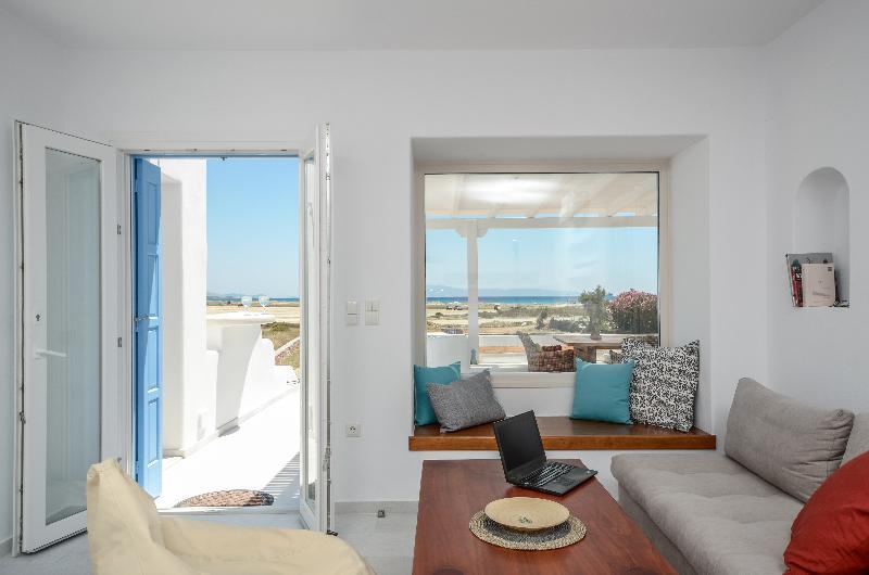 Depis Sea Side Private Villas Mikri Vigla Exterior photo